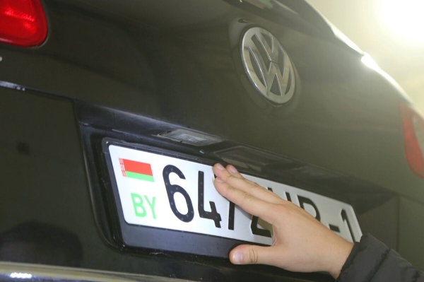 Белорус купил бензиновый VW Passat (B6) за $6 800. Проверили, стоил ли он своих денег Белорус купил бензиновый VW Passat (B6) за $6 800. Проверили, стоил ли он своих денег