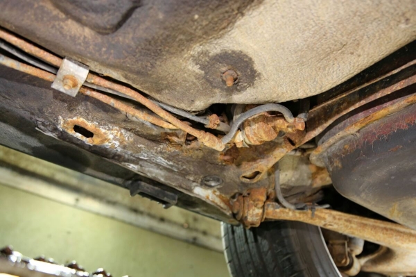 Audi 200 Quattro в руках брестчанина: «Купил за $1 350, а потратил в несколько раз больше» Audi 200 Quattro в руках брестчанина: «Купил за $1 350, а потратил в несколько раз больше»