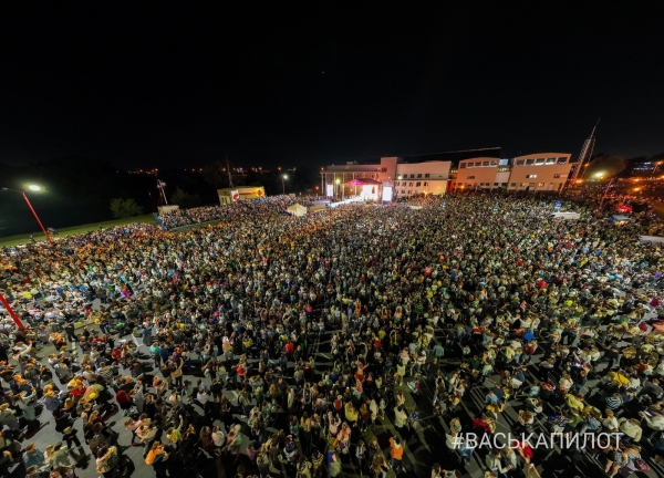 Посмотрите, сколько людей было на концерте в Бресте