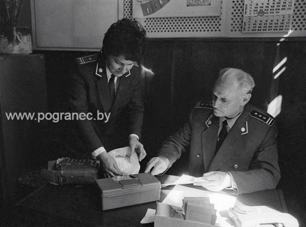 Это были «девяностые»… Брест. Вокзал. Таможня Это были «девяностые»… Брест. Вокзал. Таможня