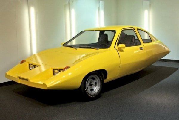 Такое показывают только в кино. История одного из самых необычных автомобильных обманов XX века Такое показывают только в кино. История одного из самых необычных автомобильных обманов XX века