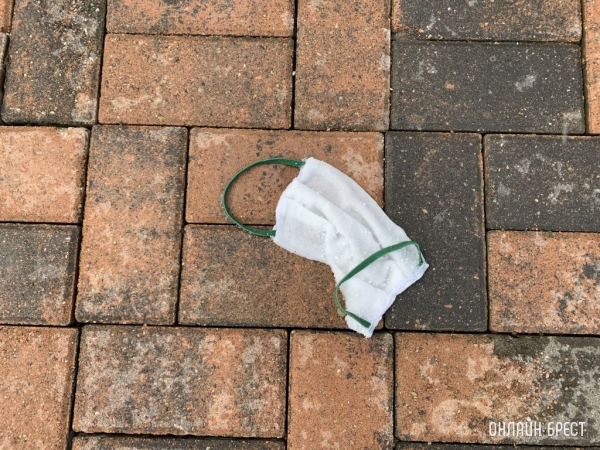 Кроме масок: Польша отменяет ограничения против COVID Кроме масок: Польша отменяет ограничения против COVID