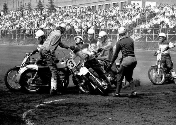 Мотобол – спорт, в котором Беларусь становилась чемпионом Европы Мотобол – спорт, в котором Беларусь становилась чемпионом Европы