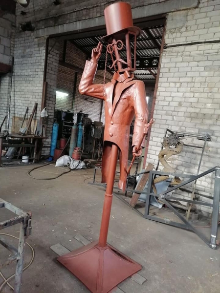 Два необычных фонаря установят в центре Барановичей Два необычных фонаря установят в центре Барановичей