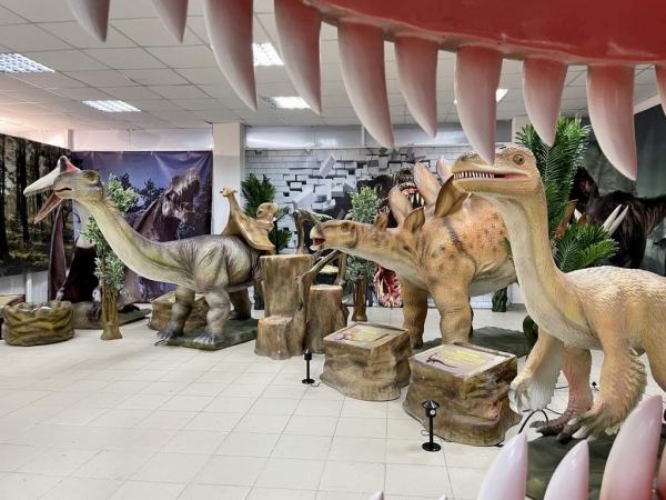 НАШЕСТВИЕ ДИНОЗАВРОВ уже в Бресте! Большой парк «Динолэнд» приглашает детей и их родителей за отличным настроением НАШЕСТВИЕ ДИНОЗАВРОВ уже в Бресте! Большой парк «Динолэнд» приглашает детей и их родителей за отличным настроением