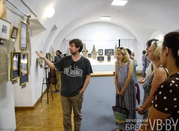 Рисунки Ван Гога и Рембрандта. В Бресте открылась уникальная выставка Рисунки Ван Гога и Рембрандта. В Бресте открылась уникальная выставка