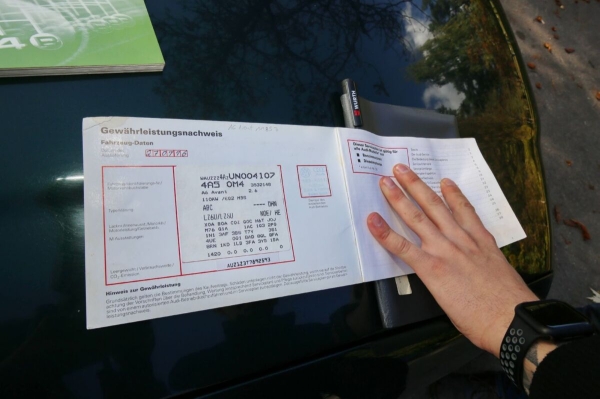 «Дедушка никого к машине не подпускал». История Audi A6 (С4), которая в семье белорусов уже 15 лет