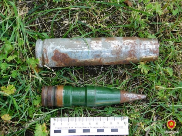 В Брестской области сельчанка вместе с металлоломом в РайПО сдала... артиллерийский снаряд В Брестской области сельчанка вместе с металлоломом в РайПО сдала... артиллерийский снаряд