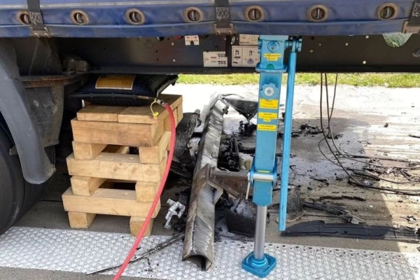 В Германии в ДТП с фурой белоруса погиб водитель Skoda В Германии в ДТП с фурой белоруса погиб водитель Skoda