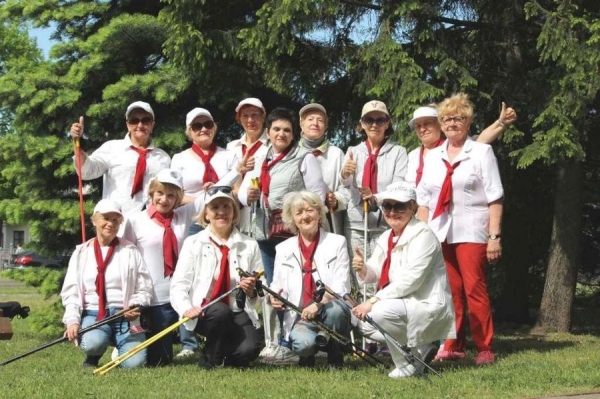 Слет любителей скандинавской ходьбы прошел в Бресте Слет любителей скандинавской ходьбы прошел в Бресте