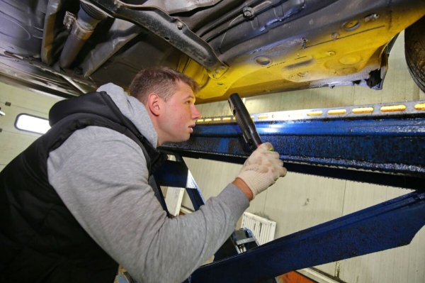 «Дедушка никого к машине не подпускал». История Audi A6 (С4), которая в семье белорусов уже 15 лет