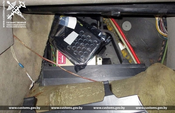 На таможне в Бресте пресекли попытку незаконного ввоза криптокошельков На таможне в Бресте пресекли попытку незаконного ввоза криптокошельков