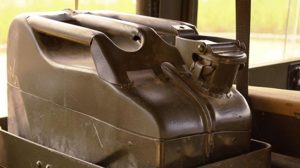 Начальник службы спецтранспорта «Белавиа» похитил более 600 литров топлива. Что решил суд? Начальник службы спецтранспорта «Белавиа» похитил более 600 литров топлива. Что решил суд?