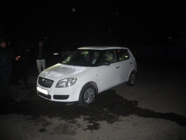 Мужчина гулял по району и поджигал машины. Если не горели — возвращался и вновь поджигал