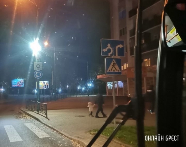 В ГАИ рассказали почему изменили организацию дорожного движения на «кольце» Набережной и бульвара Шевченко в Бресте В ГАИ рассказали почему изменили организацию дорожного движения на «кольце» Набережной и бульвара Шевченко в Бресте