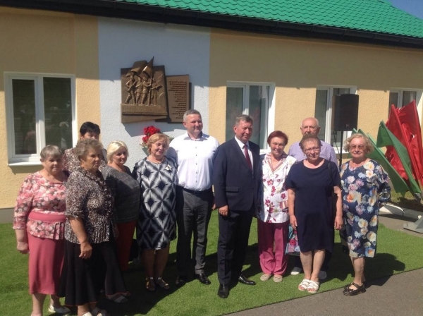 Место водружения знамени над освобожденным в июле 1944-го городом увековечили в Бресте Место водружения знамени над освобожденным в июле 1944-го городом увековечили в Бресте