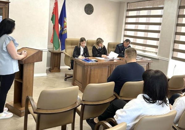 Пинчанина наказали за неуплату алиментов Пинчанина наказали за неуплату алиментов