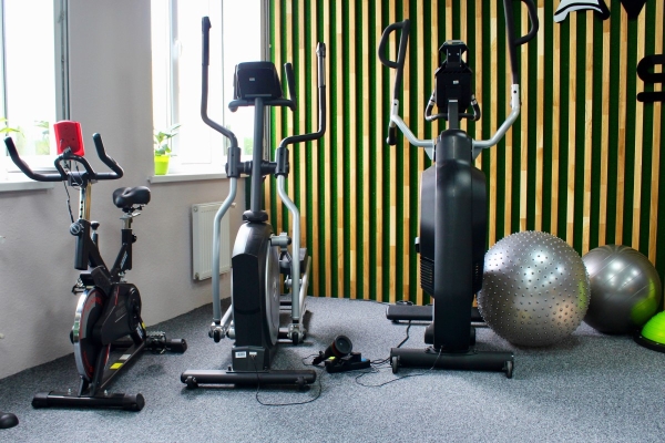 Массаж, тейпирование, фитнес, йога, работа со сколиозом и многое другое. В «AVOSTUDIO» на Варшавском шоссе в Бресте люди становятся красивее, здоровее и увереннее в себе Массаж, тейпирование, фитнес, йога, работа со сколиозом и многое другое. В «AVOSTUDIO» на Варшавском шоссе в Бресте люди становятся красивее, здоровее и увереннее в себе