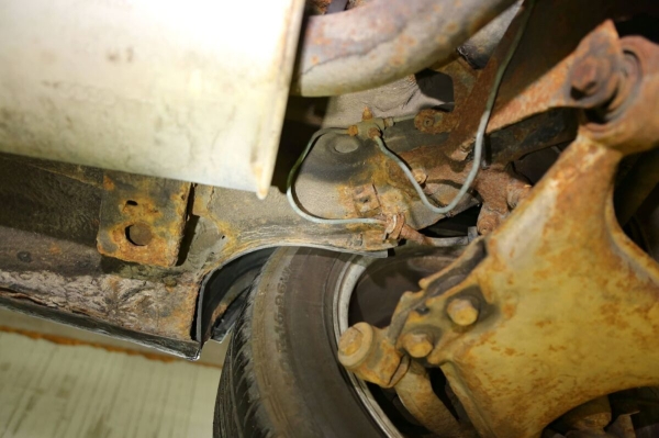 Audi 200 Quattro в руках брестчанина: «Купил за $1 350, а потратил в несколько раз больше» Audi 200 Quattro в руках брестчанина: «Купил за $1 350, а потратил в несколько раз больше»