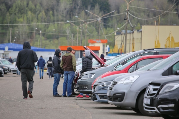 «Начинайте поиски не с машины, а с льготника!» Что ещё можно купить в Европе при бюджете от 15 до 25 тысяч долларов? «Начинайте поиски не с машины, а с льготника!» Что ещё можно купить в Европе при бюджете от 15 до 25 тысяч долларов?