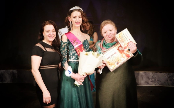 В конкурсе красоты и таланта среди женщин с нарушением слуха победила жительница Брестской области В конкурсе красоты и таланта среди женщин с нарушением слуха победила жительница Брестской области