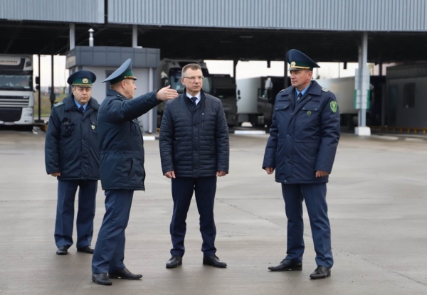 Работу пунктов пропуска «Козловичи» и «Брест» проинспектировал Председатель ГТК Владимир Орловский Работу пунктов пропуска «Козловичи» и «Брест» проинспектировал Председатель ГТК Владимир Орловский