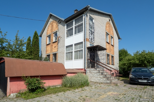 800 «квадратов» на одну семью. Побывали в домах, которые в 90-е строили на широкую ногу 800 «квадратов» на одну семью. Побывали в домах, которые в 90-е строили на широкую ногу