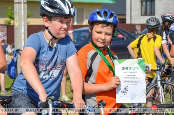 Жители Бреста приняли участие в соревнованиях по велоспорту Жители Бреста приняли участие в соревнованиях по велоспорту