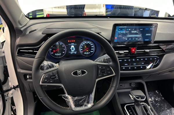 Названа цена нового российского кроссовера «Москвич» Названа цена нового российского кроссовера «Москвич»