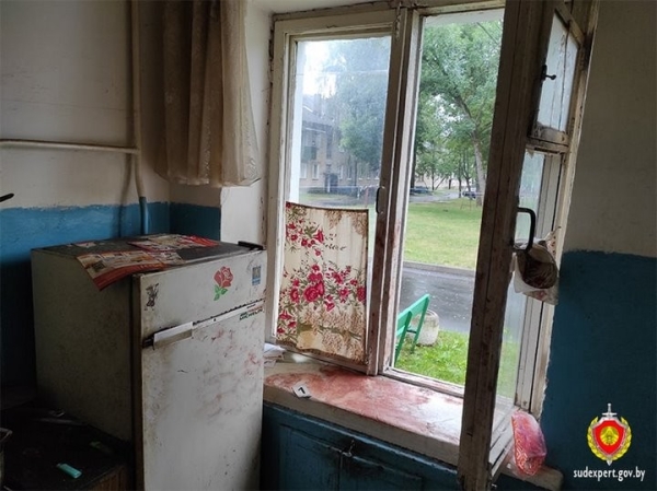 Мужчина проснулся в 4 утра и увидел незнакомца в квартире... Случай в Брестской области Мужчина проснулся в 4 утра и увидел незнакомца в квартире... Случай в Брестской области