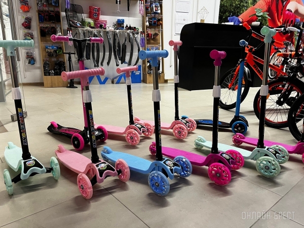 Велосипеды для всей семьи с доступными ценами и беспроцентной рассрочкой в новом магазине «ВелоБУМ» в брестском ТРЦ «Варшавский» Велосипеды для всей семьи с доступными ценами и беспроцентной рассрочкой в новом магазине «ВелоБУМ» в брестском ТРЦ «Варшавский»