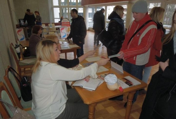 Не указывают зарплату и допускают кучу ошибок. Какие вакансии отпугивают сотрудников Не указывают зарплату и допускают кучу ошибок. Какие вакансии отпугивают сотрудников