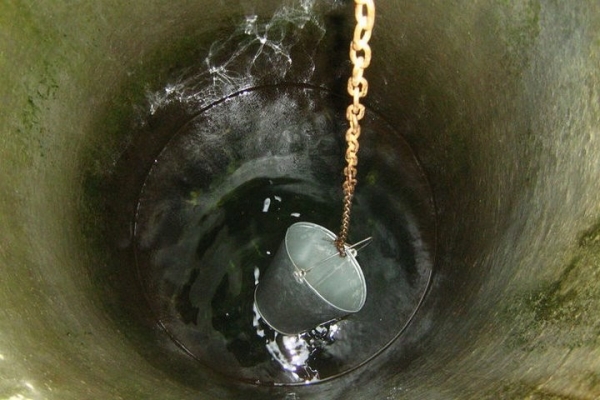 В Беларуси небезопасно воду пить из 70% колодцев В Беларуси небезопасно воду пить из 70% колодцев