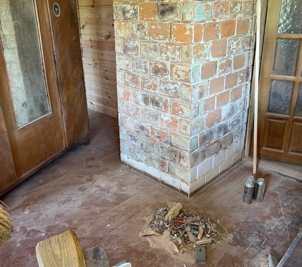 Девушка уехала из столицы в деревню в Березовском районе и нашла себе там дело — ремонтирует дом прадеда. И вот что у нее получилось Девушка уехала из столицы в деревню в Березовском районе и нашла себе там дело — ремонтирует дом прадеда. И вот что у нее получилось