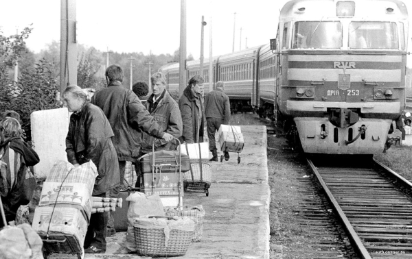 1990. Как наши люди за границу ездили 1990. Как наши люди за границу ездили