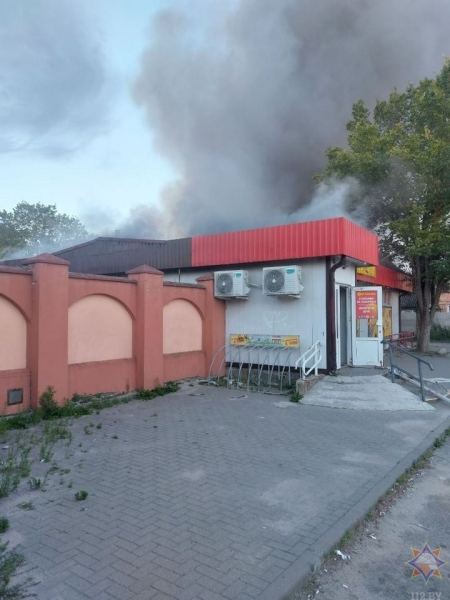 В Бресте горел магазин «Копеечка». Стали известны подробности В Бресте горел магазин «Копеечка». Стали известны подробности