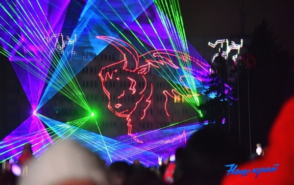 «Берестейские сани - 2023». Завораживающее лазерное шоу и фейерверк в Барановичах