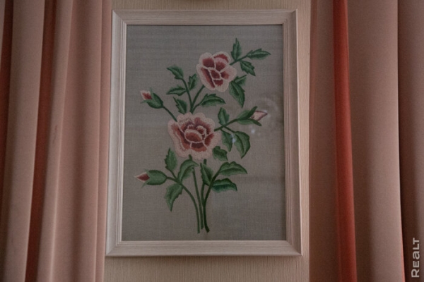 «Летом здесь гул — как на аэродроме». Семья переехала из столицы в старый дом в глухой деревне — и не жалеет «Летом здесь гул — как на аэродроме». Семья переехала из столицы в старый дом в глухой деревне — и не жалеет