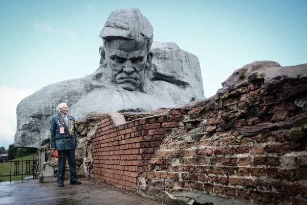 Около 11 миллионов рублей выделят в этом году на матпомощь ветеранам к 9 Мая