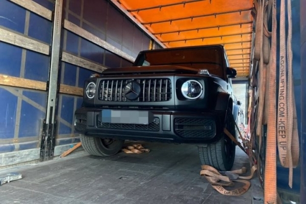 Белорус ввез в Литву два разыскиваемых люксовых авто Белорус ввез в Литву два разыскиваемых люксовых авто