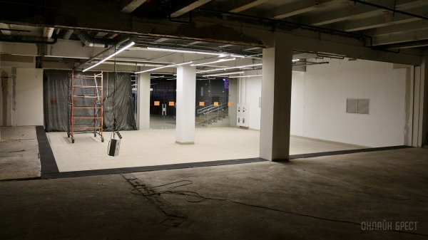 Аренда помещений в центре Бреста под магазины, шоурумы, кафе, бары, рестораны и офисы с возможностью полной перепланировки Аренда помещений в центре Бреста под магазины, шоурумы, кафе, бары, рестораны и офисы с возможностью полной перепланировки