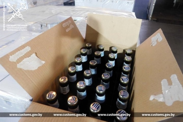 Польский перевозчик незадекларировал 2,3 тысячи литров пива. Нарушение выявили брестские таможенники в пункте пропуска «Козловичи» Польский перевозчик незадекларировал 2,3 тысячи литров пива. Нарушение выявили брестские таможенники в пункте пропуска «Козловичи»
