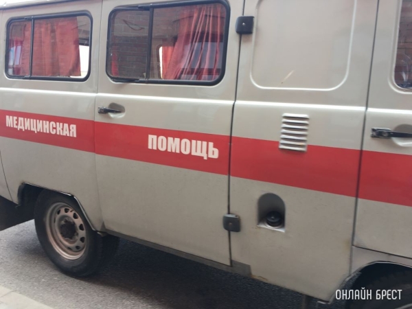 В Беларуси пятилетний мальчик получил травму головы во время катания на тюбинге В Беларуси пятилетний мальчик получил травму головы во время катания на тюбинге