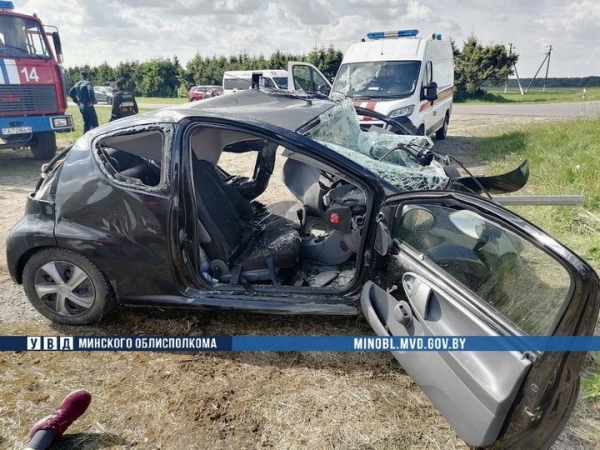 Оторвавшийся от тягача полуприцеп врезался в Citroen в Беларуси – водитель легковушки погиб Оторвавшийся от тягача полуприцеп врезался в Citroen в Беларуси – водитель легковушки погиб