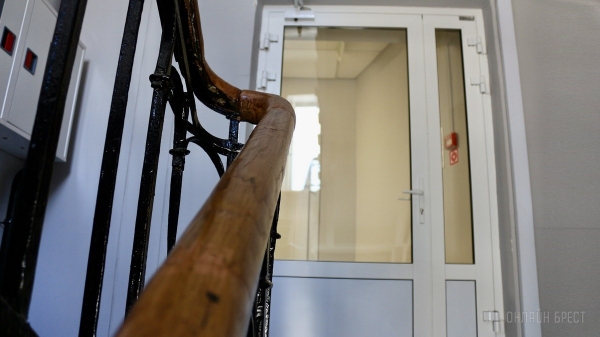 Аренда помещений в центре Бреста под магазины, шоурумы, кафе, бары, рестораны и офисы с возможностью полной перепланировки Аренда помещений в центре Бреста под магазины, шоурумы, кафе, бары, рестораны и офисы с возможностью полной перепланировки