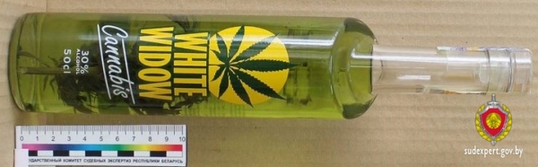 Белорус вез через границу чай Relax. Оказалось, сувениры с листиком конопли таможня изымает Белорус вез через границу чай Relax. Оказалось, сувениры с листиком конопли таможня изымает