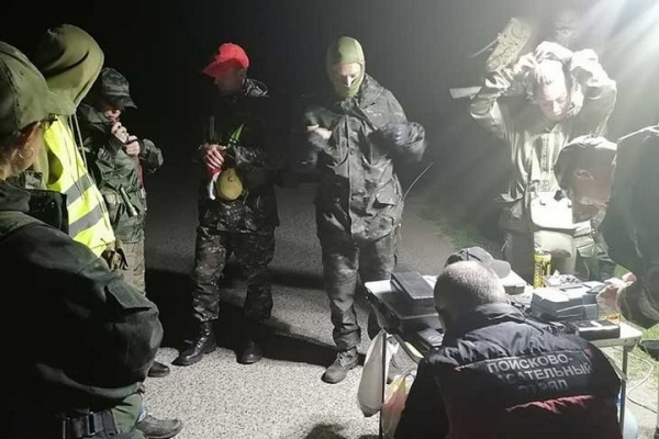 В Кобринском районе всю ночь искали пропавшего пожилого мужчину — нашли в лесу под утро В Кобринском районе всю ночь искали пропавшего пожилого мужчину — нашли в лесу под утро