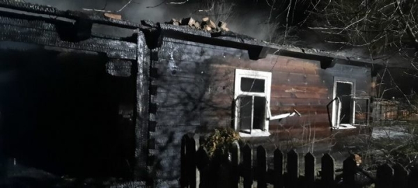 Ночная трагедия. В Каменецком районе при пожаре погиб человек Ночная трагедия. В Каменецком районе при пожаре погиб человек