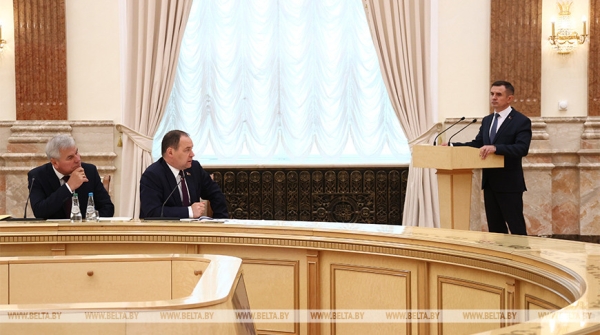 Ректор брестского вуза предложил принимать медалистов в региональные вузы без экзаменов и установить порог для целевиков Ректор брестского вуза предложил принимать медалистов в региональные вузы без экзаменов и установить порог для целевиков