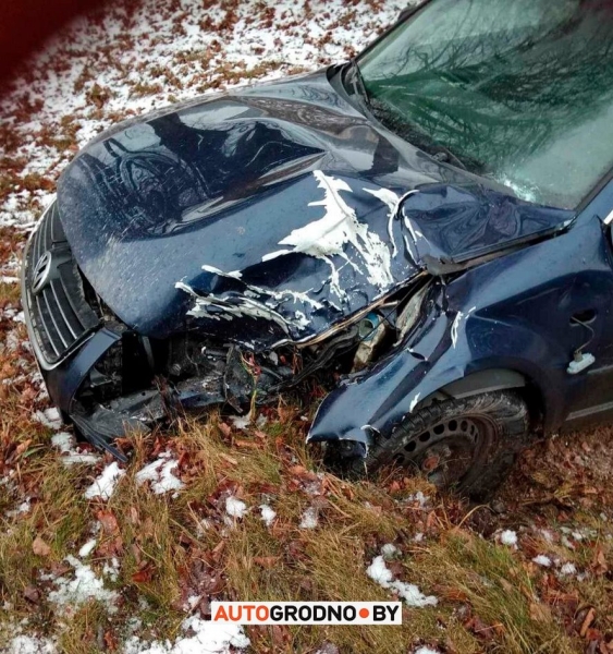 У грузовика отвалилось колесо и попало во встречку. Посмотрите, что случилось с легковушкой У грузовика отвалилось колесо и попало во встречку. Посмотрите, что случилось с легковушкой